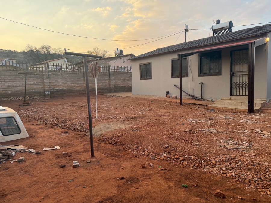 2 Bedroom Property for Sale in Ikageng North West